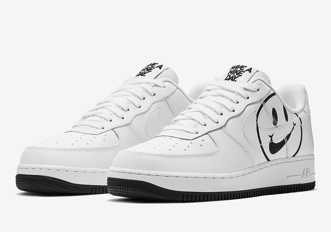 air force 1 white smiley face