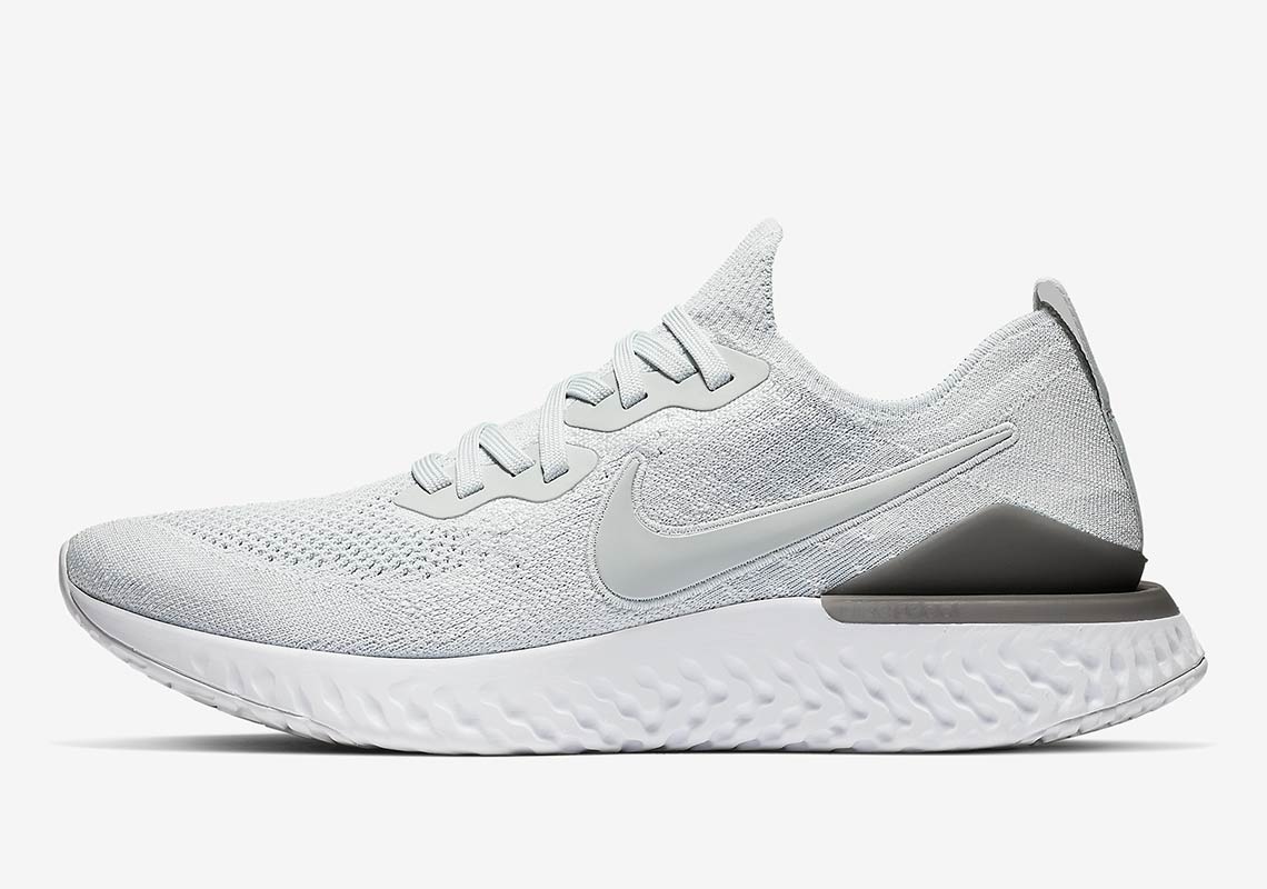 nike epic react flyknit 2 grey red