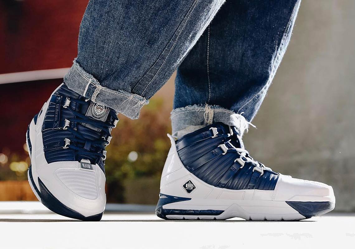 lebron 3 navy