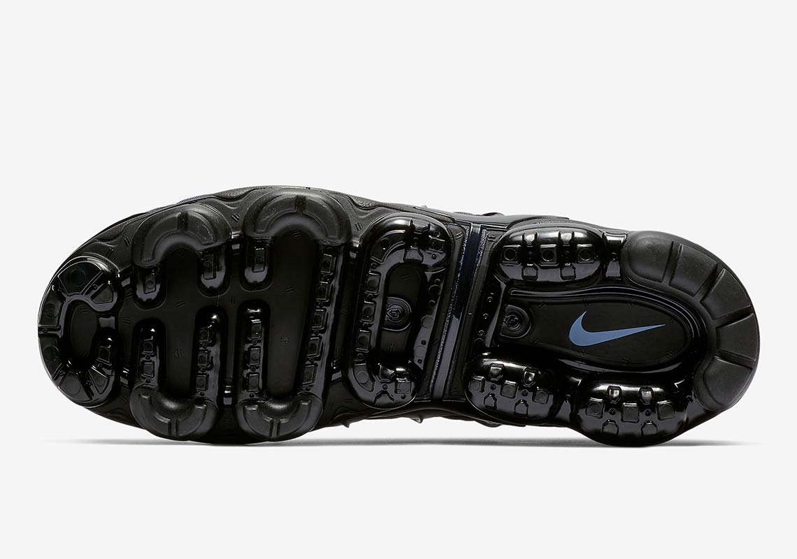 nike vapormax plus aluminum