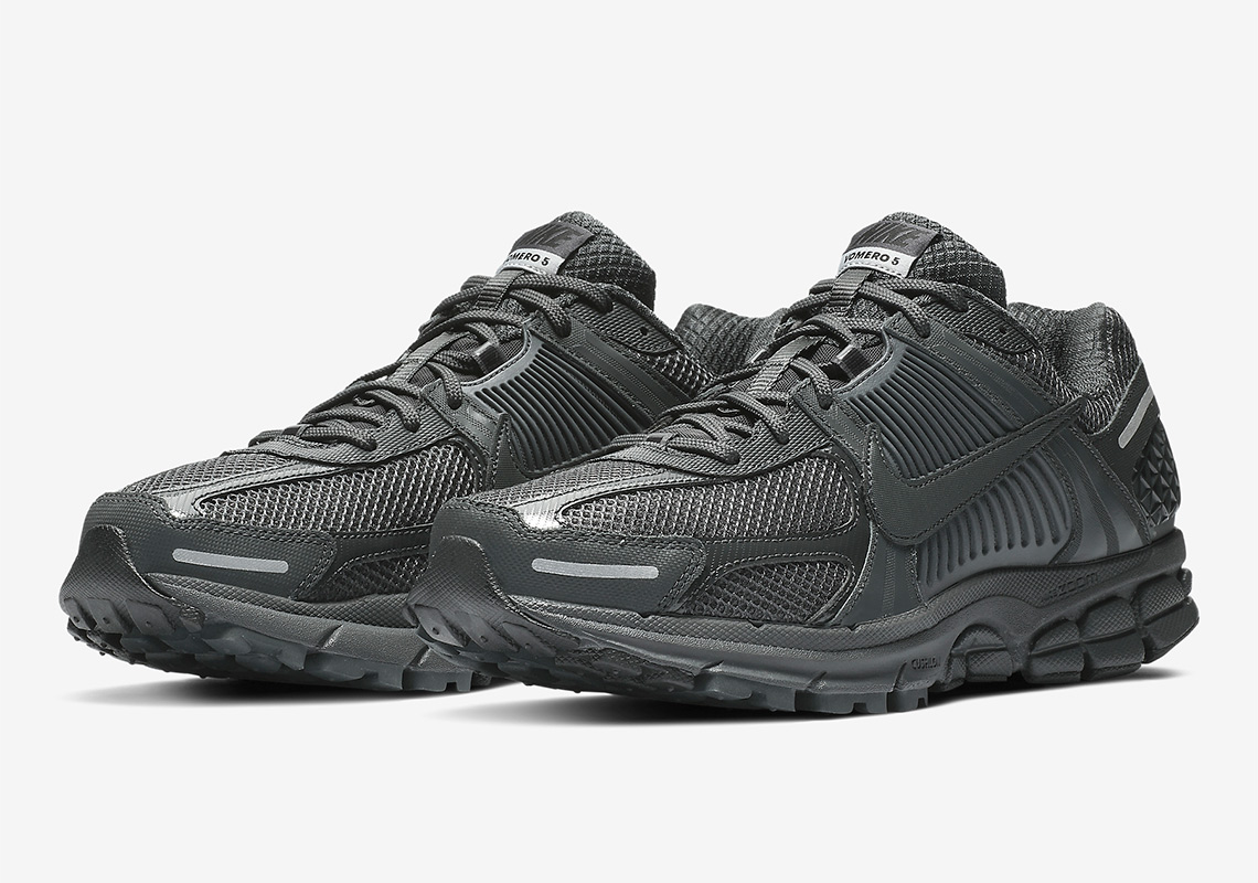 nike zoom vomero 5 grey