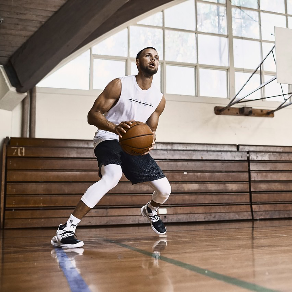 UA Curry 6 Working On Excellence 