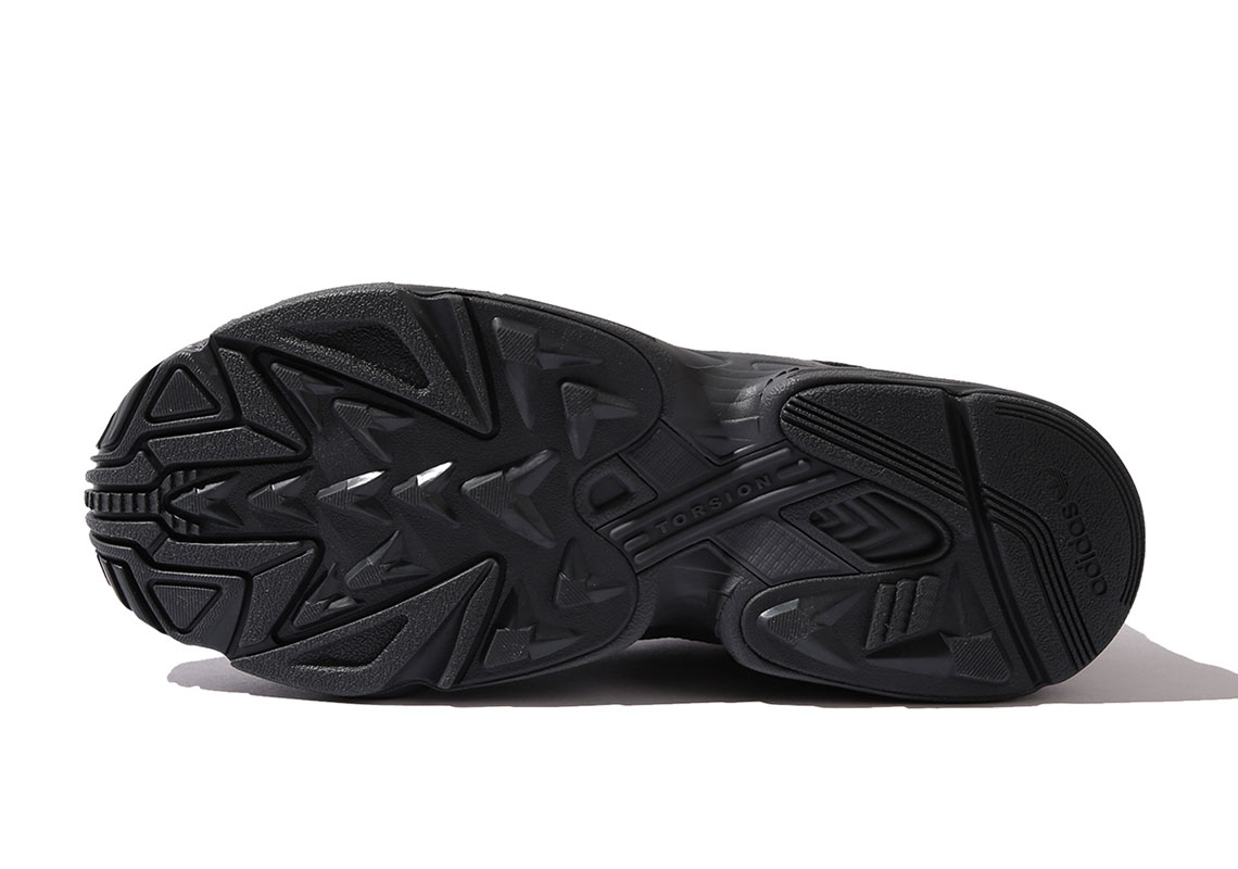 BEAMS adidas Yung 1 Triple Black Release Info | SneakerNews.com
