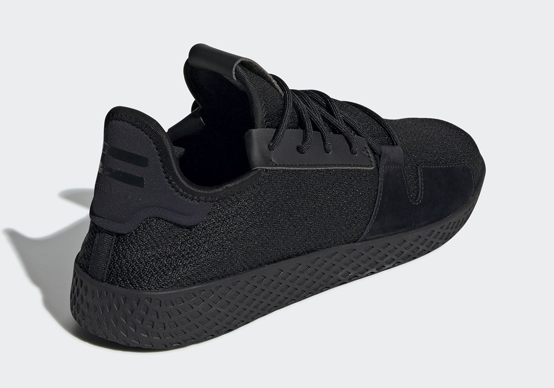 adidas tennis black