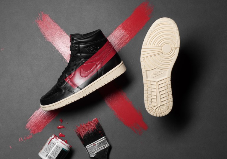 Jordan 1 Retro High OG Defiant Couture BQ6682-006 Buyer display picture 2