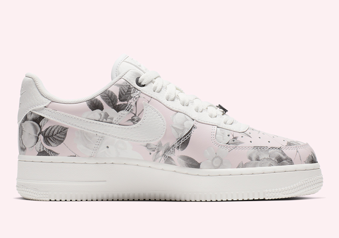 Nike Air Force 1 Low Floral Rose AO1017 