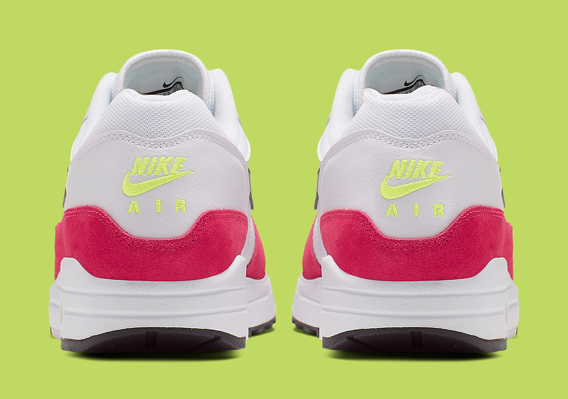 air max 1 rush pink volt