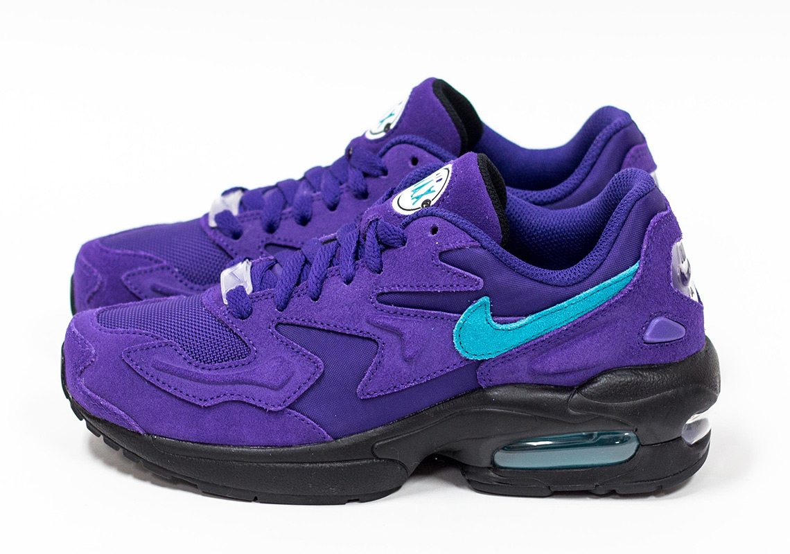 nike air max2 light court purple