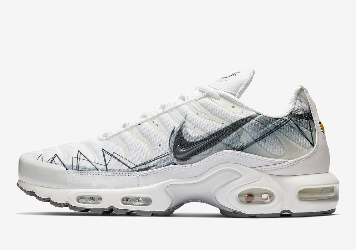 Nike Air Max Plus Bv7826 100 1