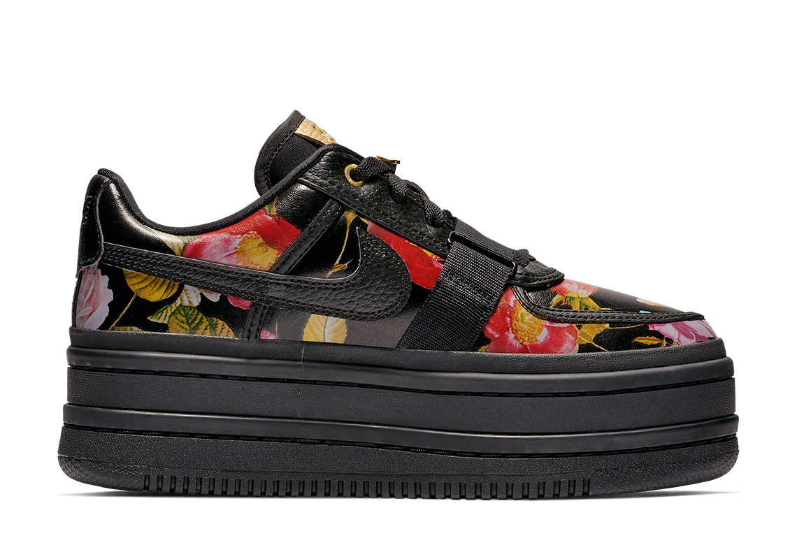 Nike Floral Collection WMNS All-Star 