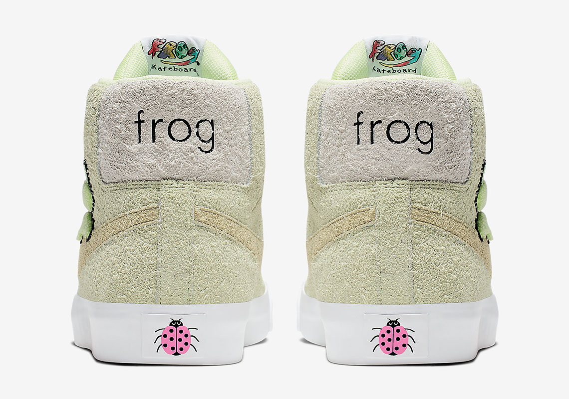 frog nikes