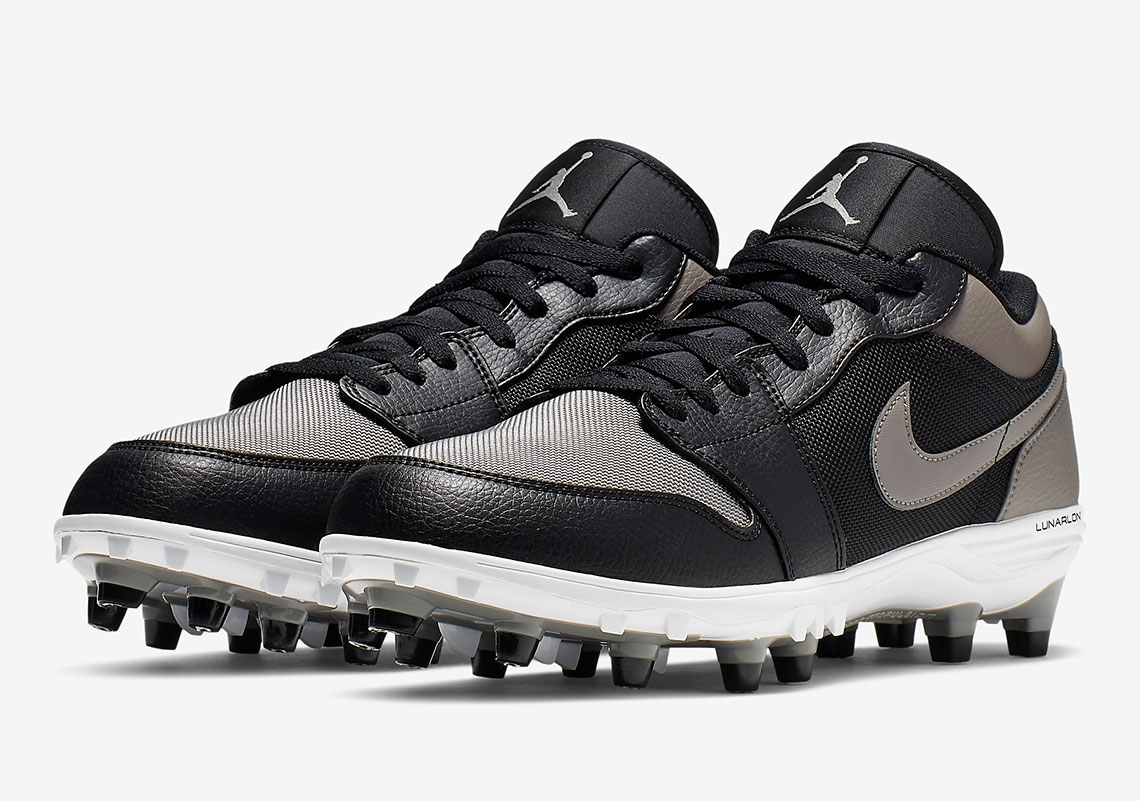 black air force one cleats