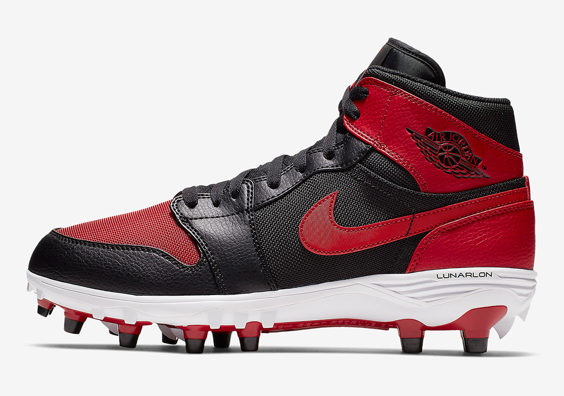 Air Jordan 1 Football Cleats Release Info 5995