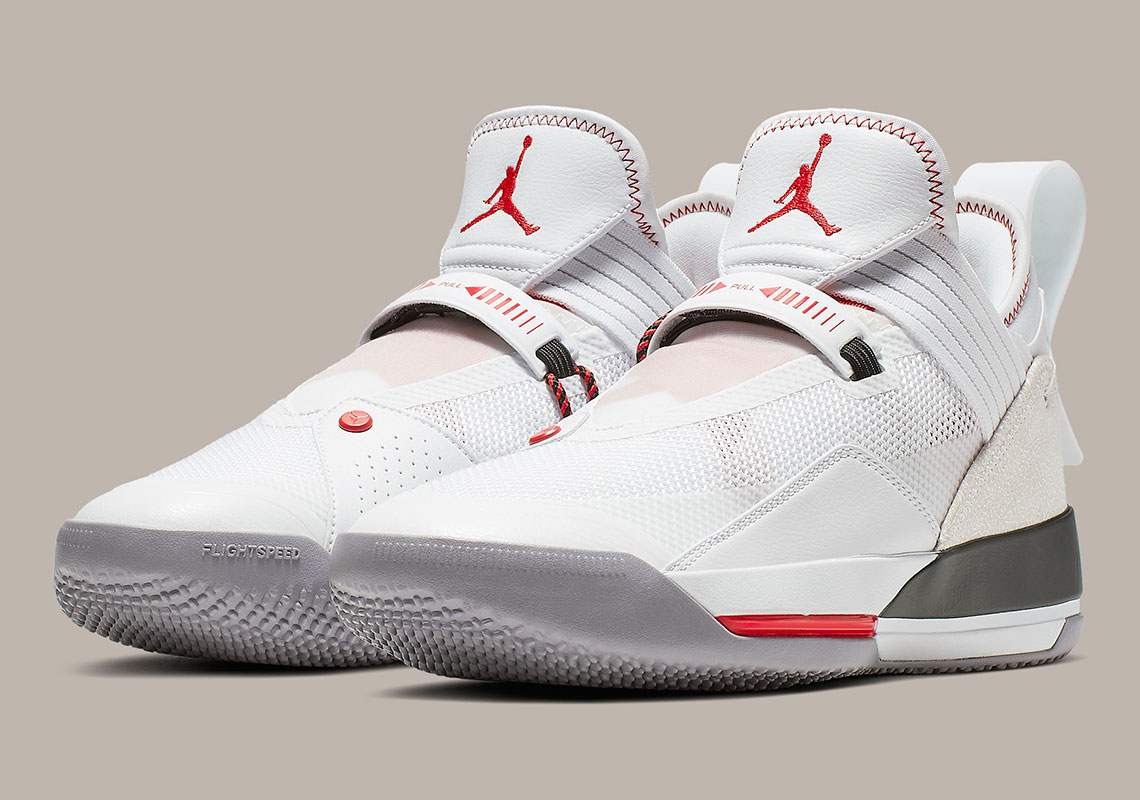 Jordan 33 Low Cement CD9560 106 Release 