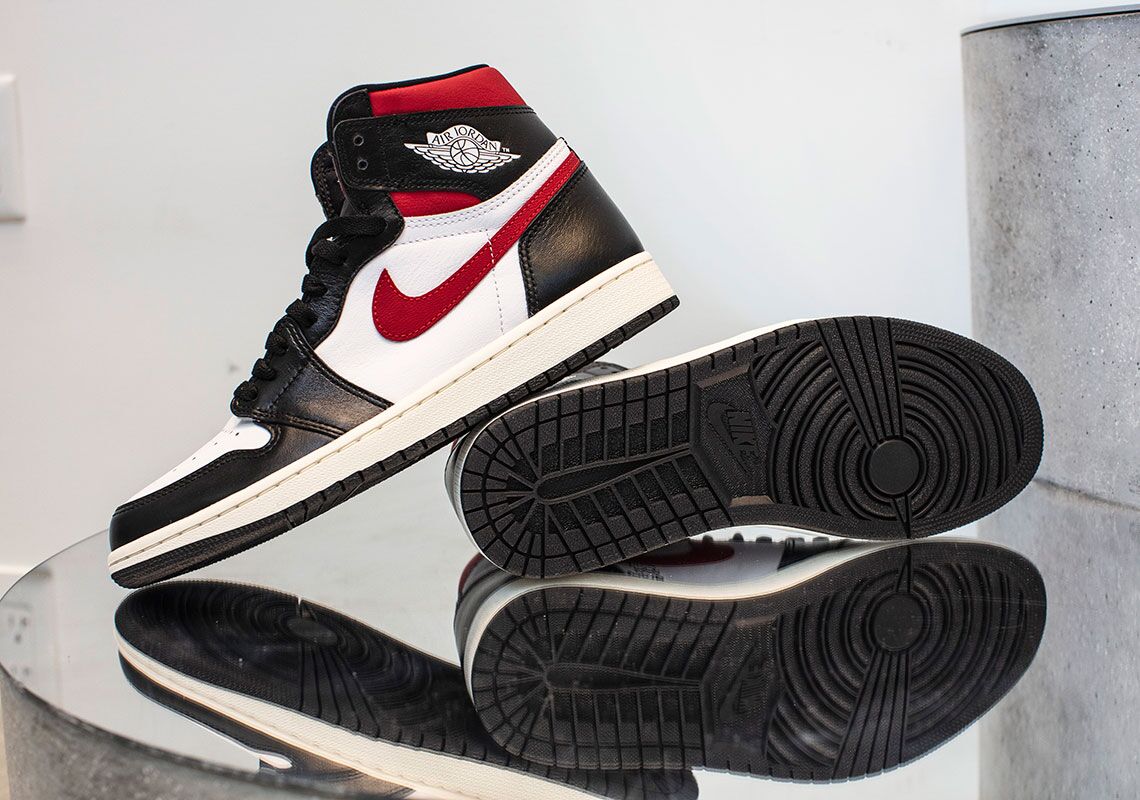 Air Jordan 1 Retro High OG Black Red Release Date | SneakerNews.com