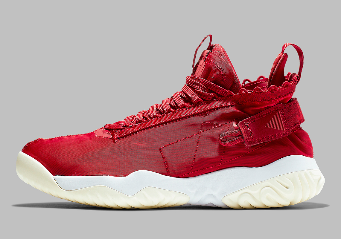 jordan proto react red