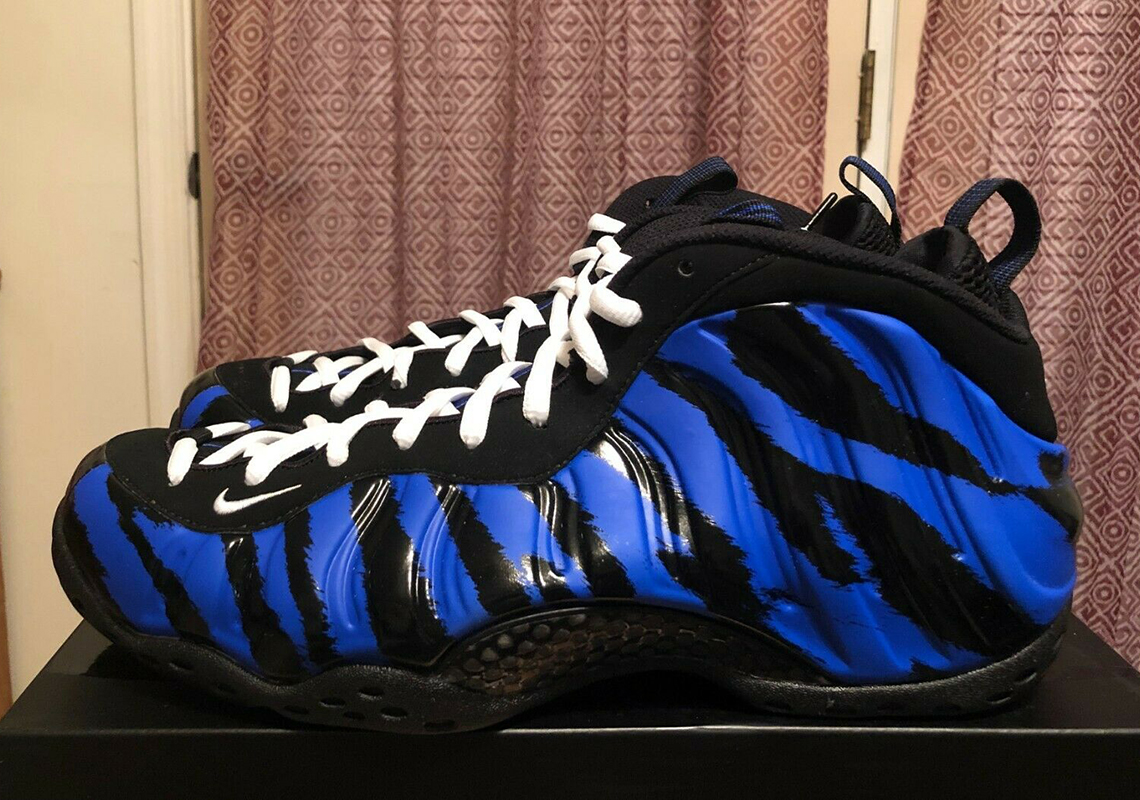 nike foamposite memphis tigers