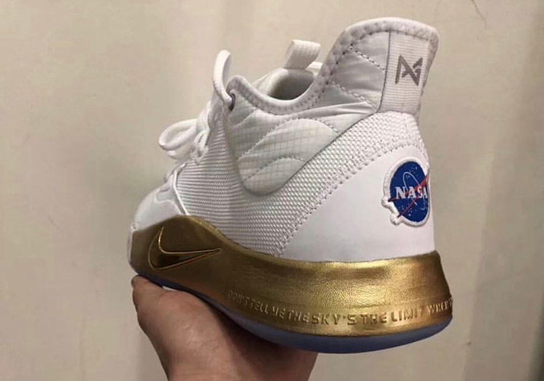 Nike pg 3 on sale nasa white and gold