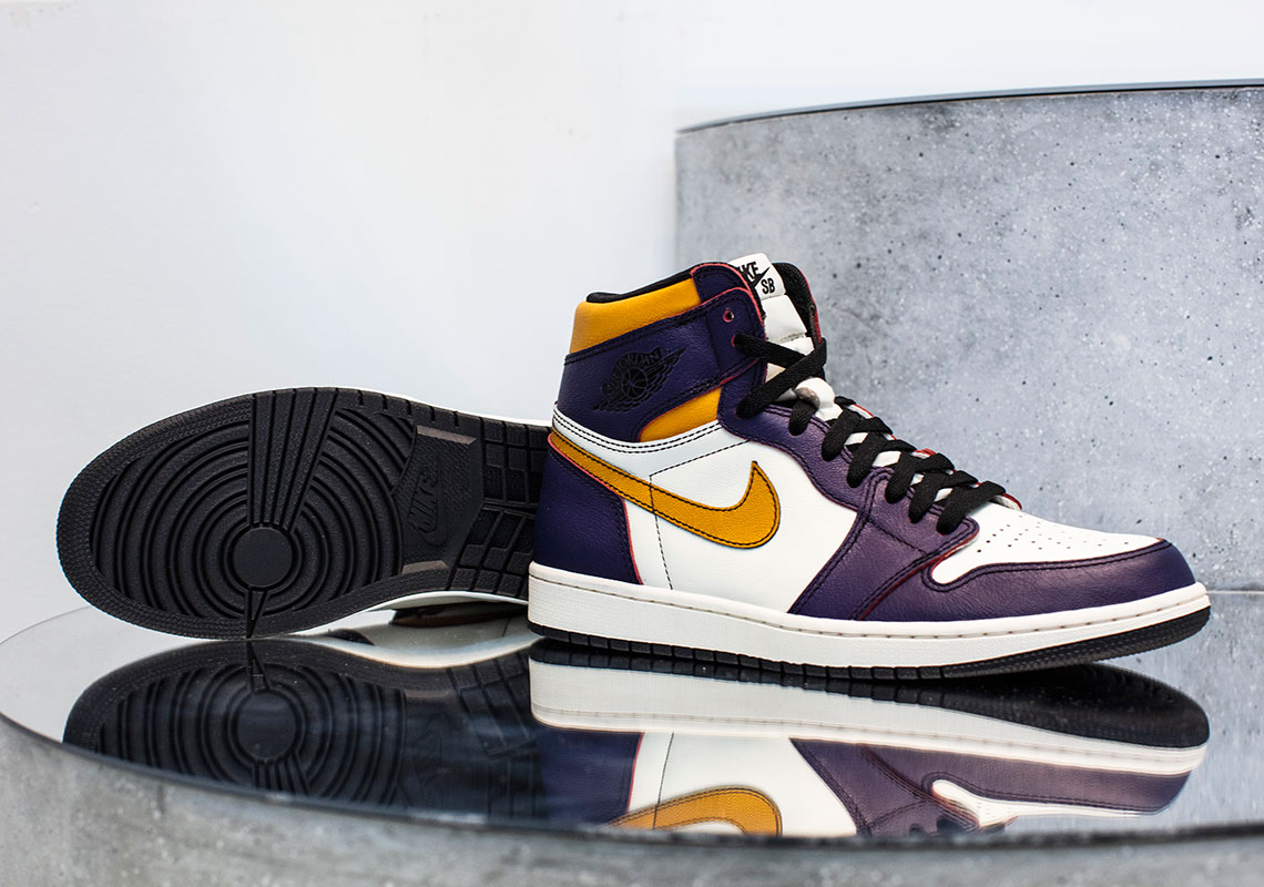 first jordan nike sb