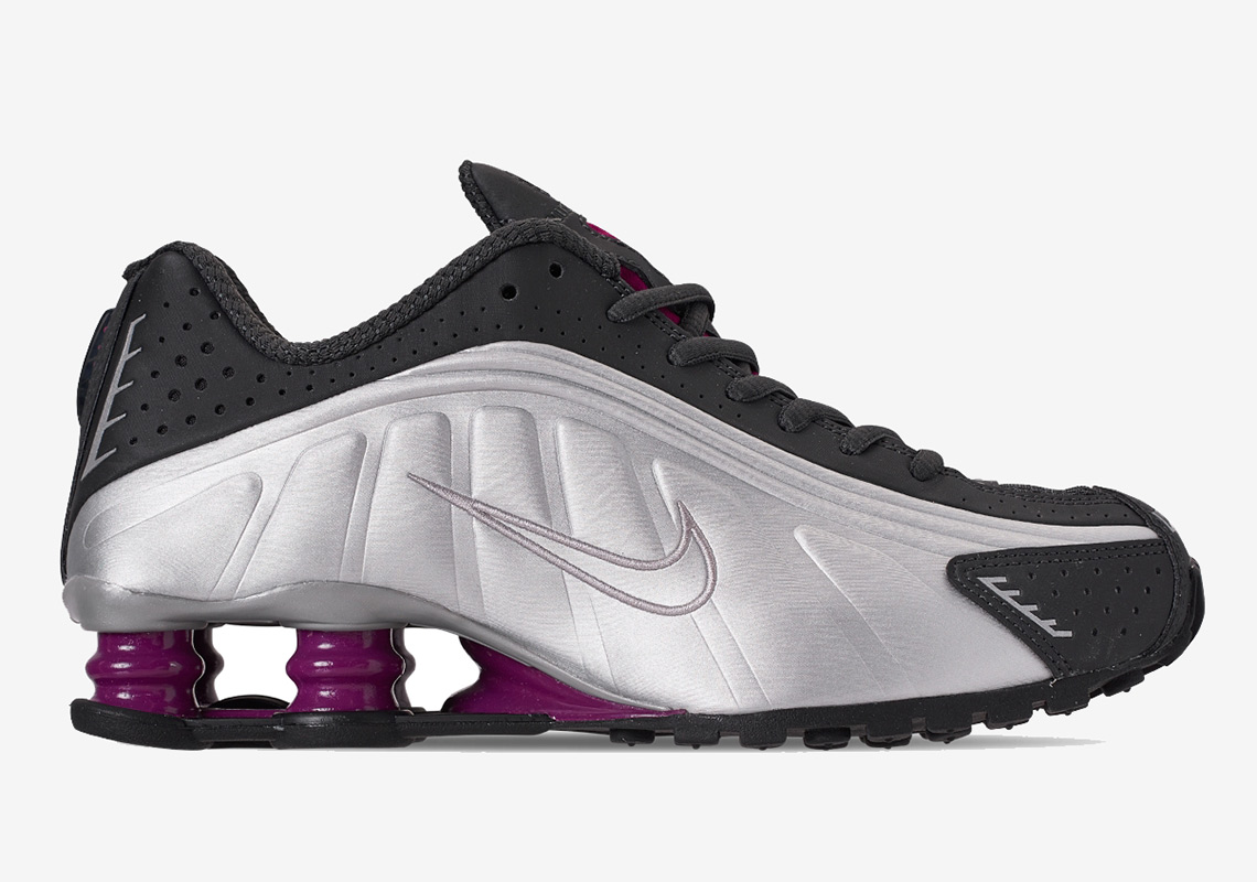 nike shox r4 original release date