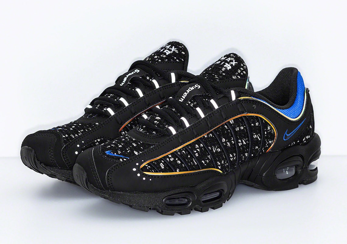 Supreme Nike Air Max Tailwind 4 AT3854 