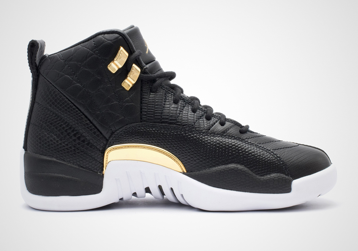 Jordan 12 Snakeskin Women's AO6068-007 