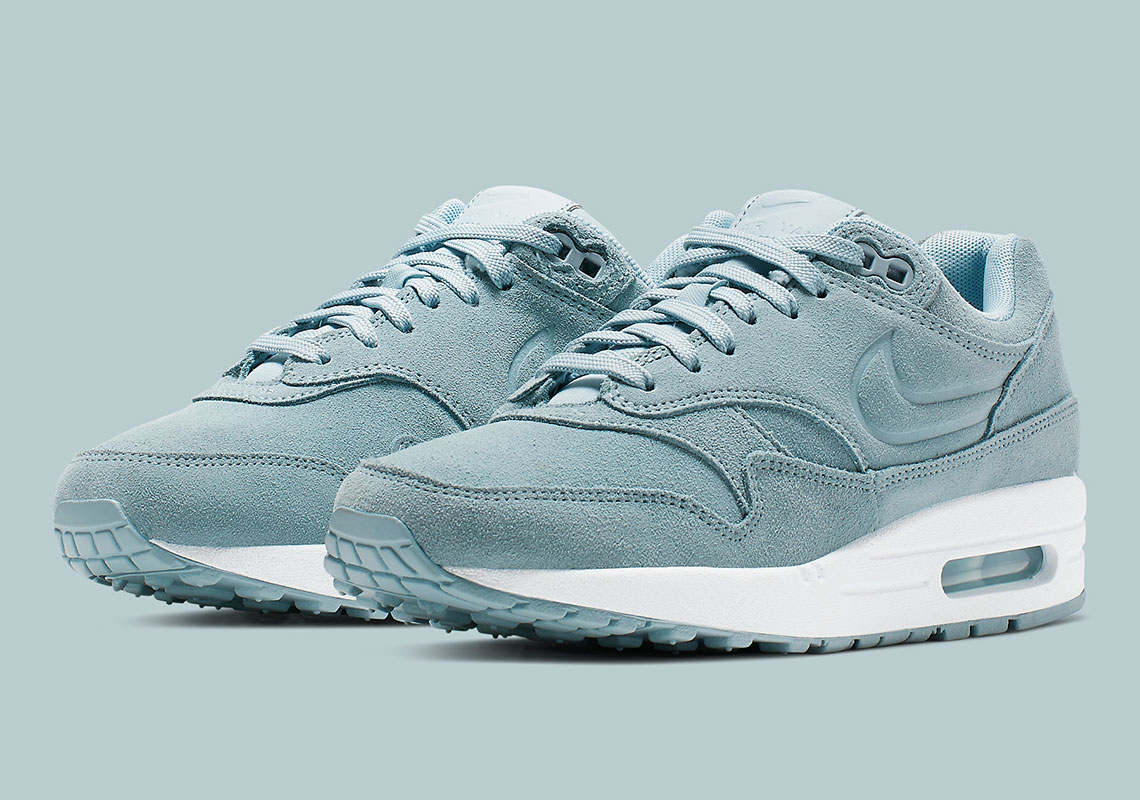 women's air max 1 premium lt armory blue