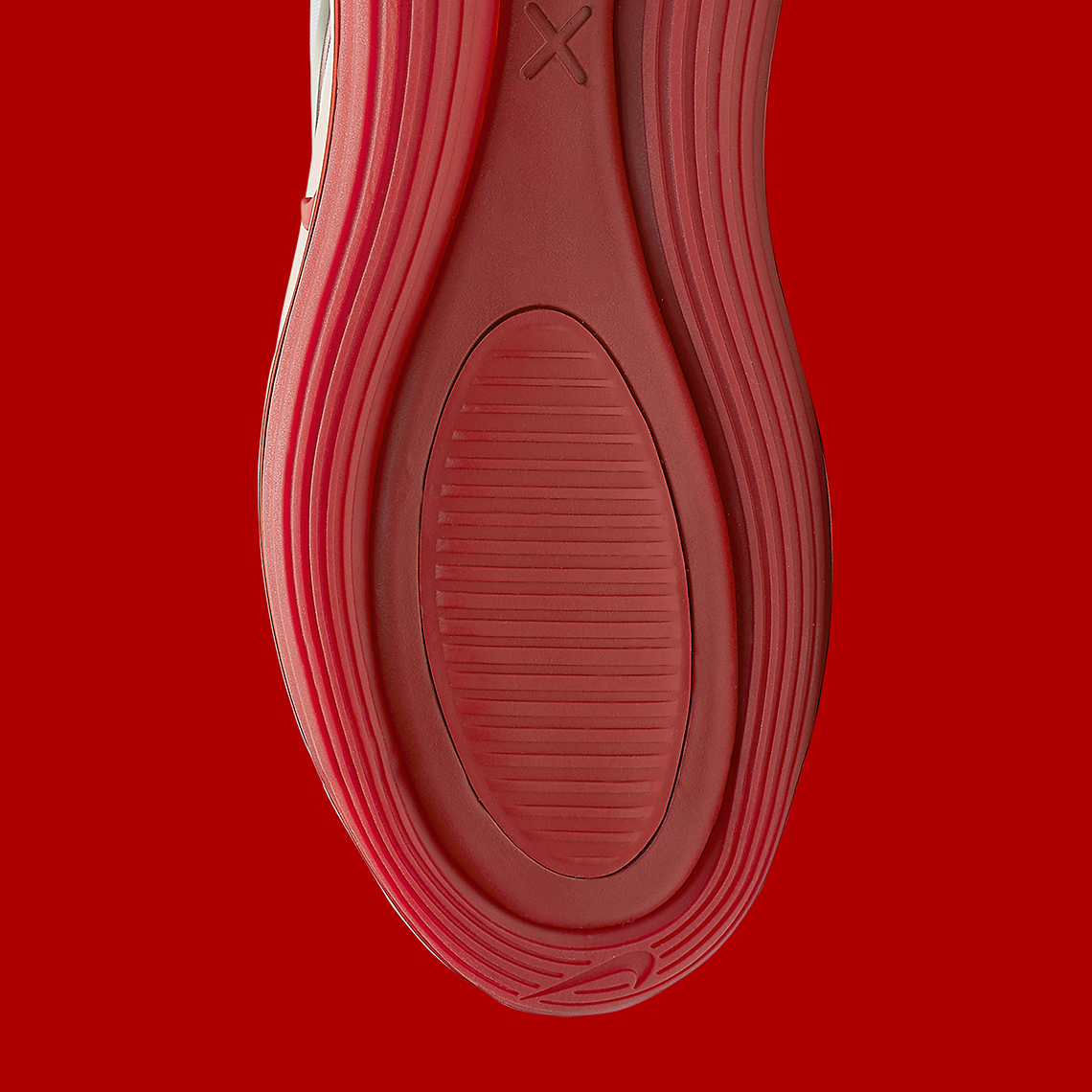 The Nike WMNS Air Max 720 SE White Gym Red Is A Perfect Summer Essential •