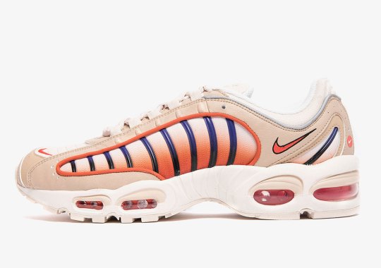 nike current air max tailwind 4 desert ore AQ2567 200 1