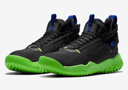 The jordan Oregon Proto React Gets Dressed In Black And Green