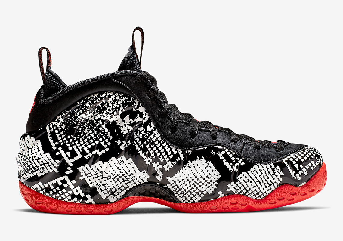 Nike hot sale foamposite snakeskin