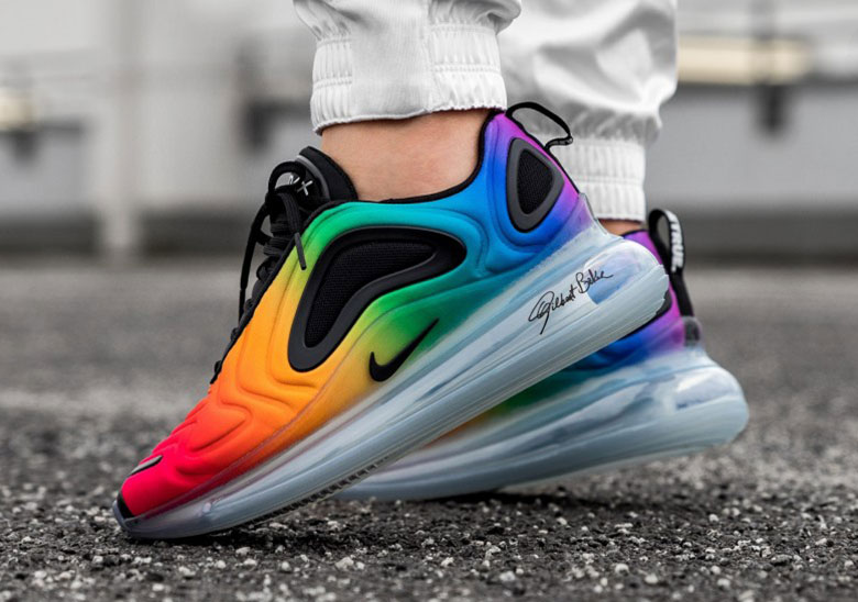 nike rainbow air max 720