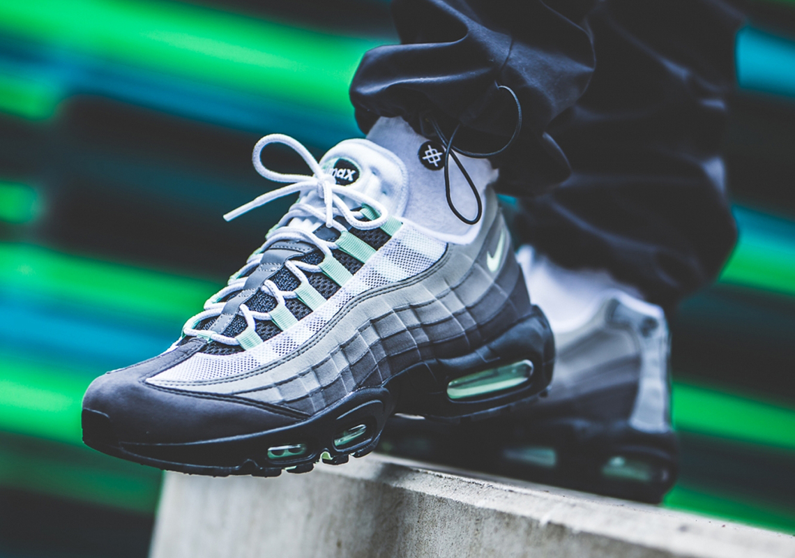 Nike Air Max 95 Fresh Mint CD7495-101 