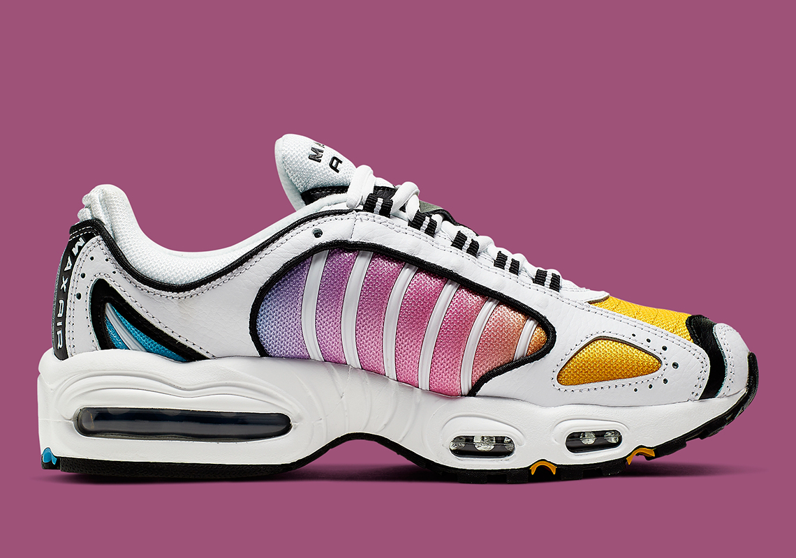 nike air max tailwind 4 multicolor