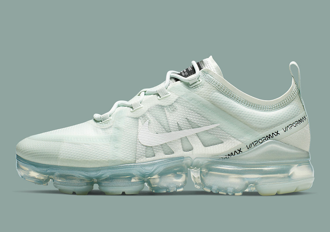 how to clean white vapormax