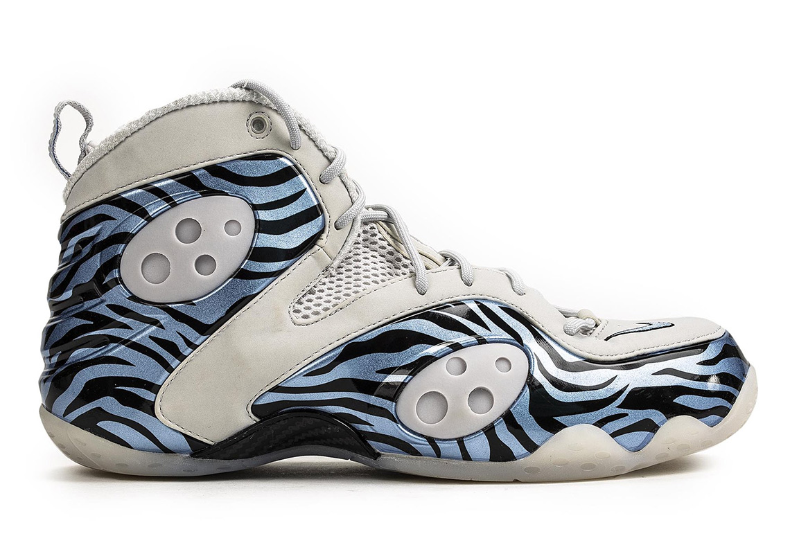 The Nike Zoom Rookie Receives A "Memphis Tigers" Colorway