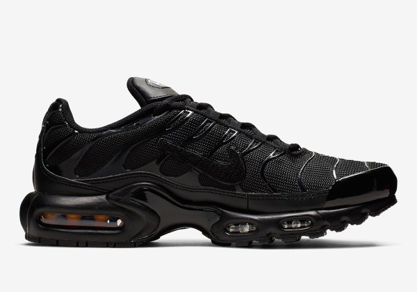 Nike Air Max Plus Black Gold CJ9696-001 Release Info | SneakerNews.com