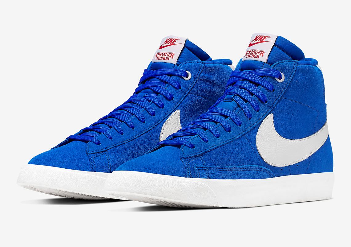 nike stranger things blue