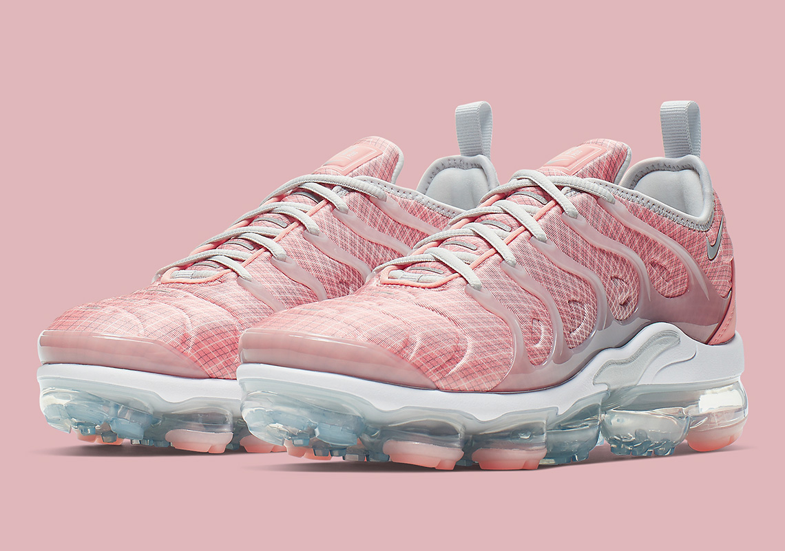 Nike Vapormax Plus Bleached Coral AO4550-603 Release Info | SneakerNews.com