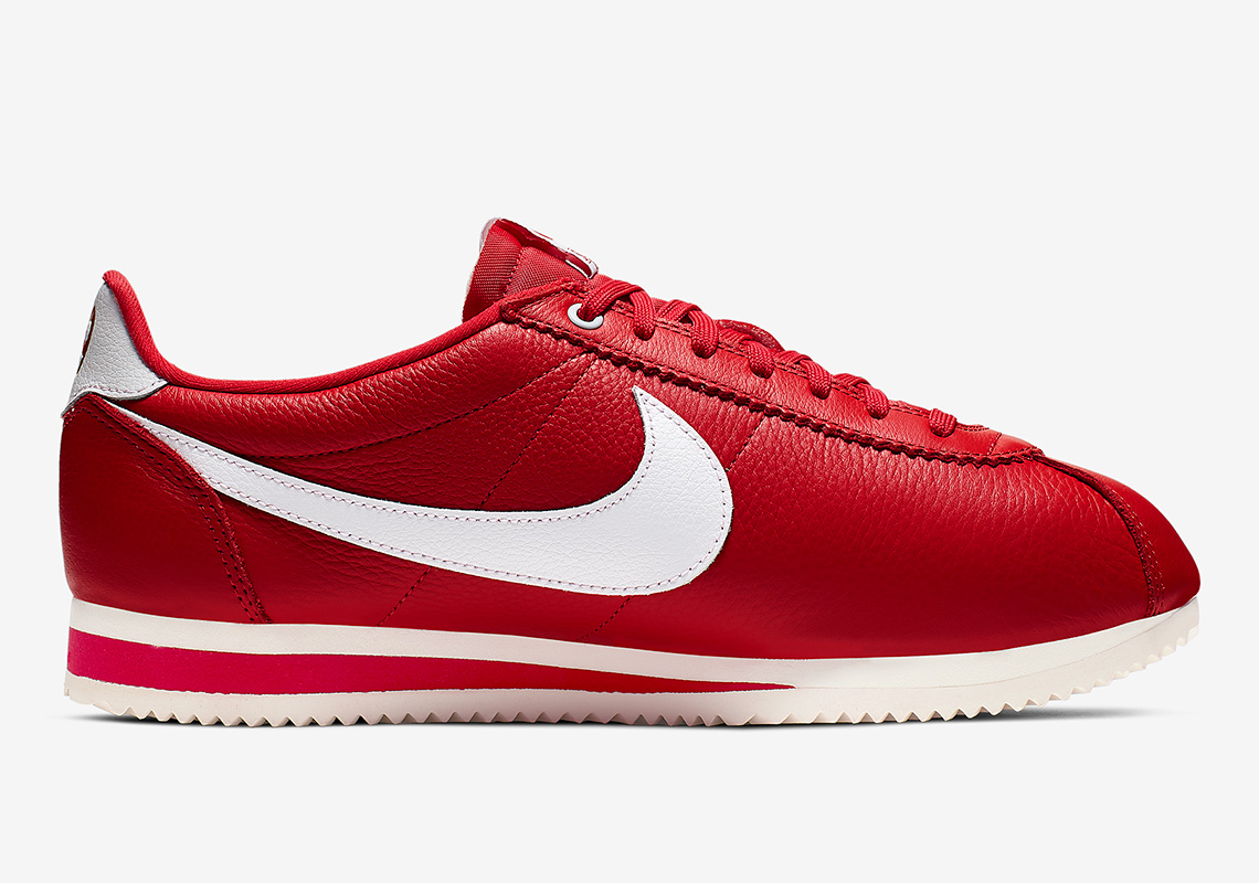 Nike stranger things sales cortez red