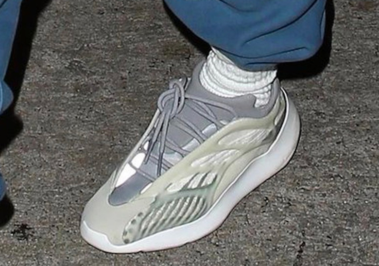 بيورجري adidas Yeezy Boost 700 v3 Possible First Look | SneakerNews.com بيورجري