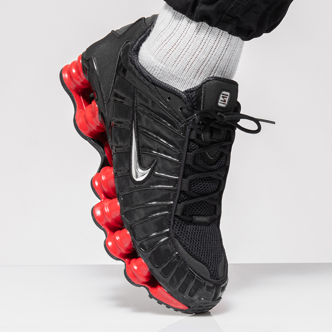 nike shox x skepta