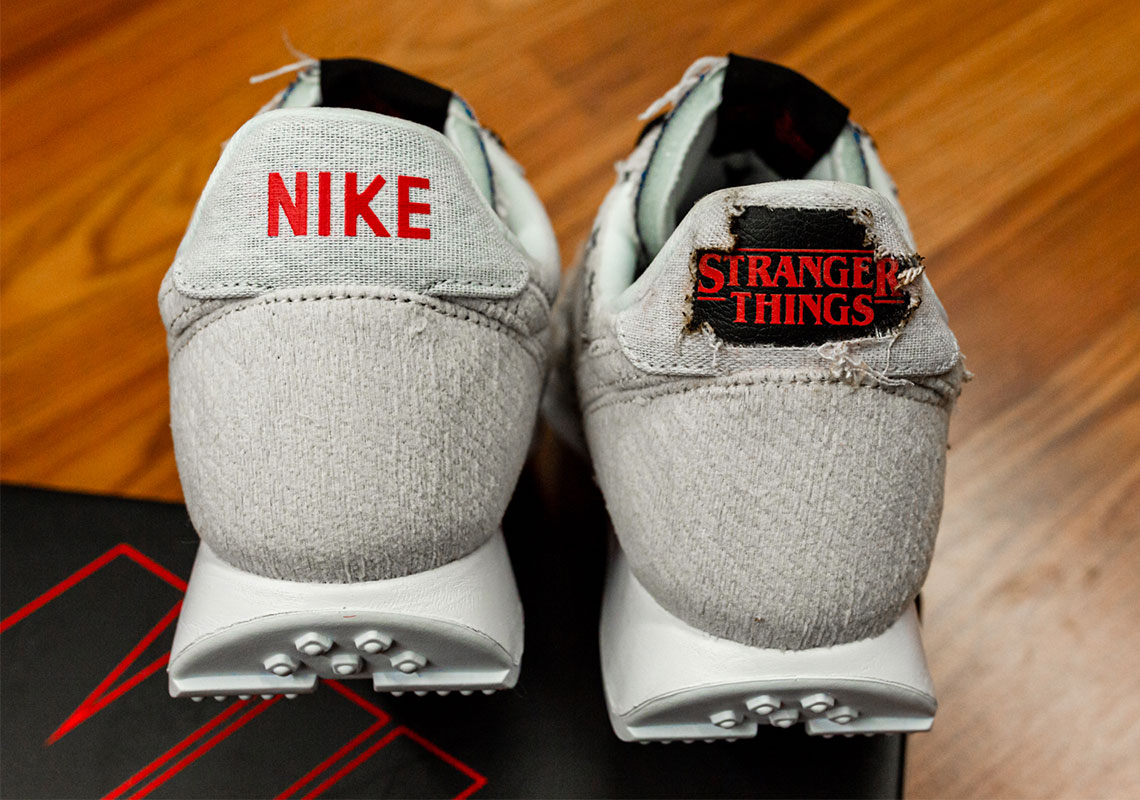 Stranger Things Nike Tailwind Grey Black 4
