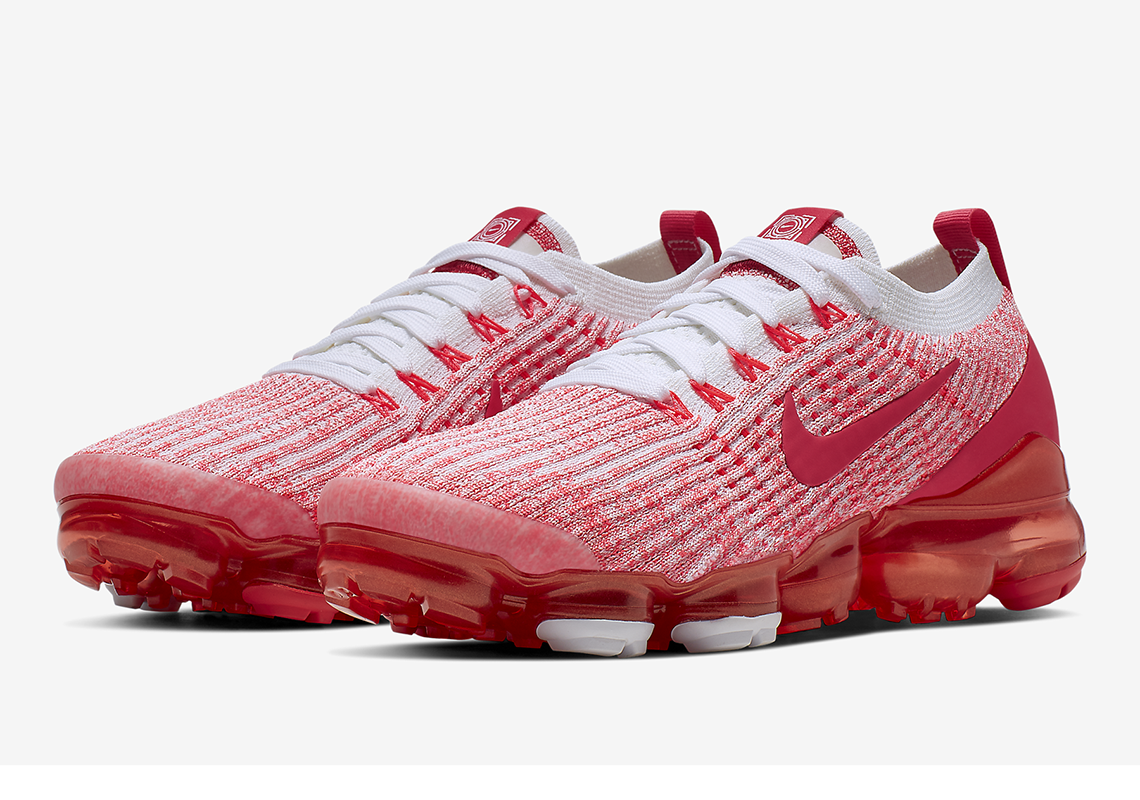 red and pink vapormax
