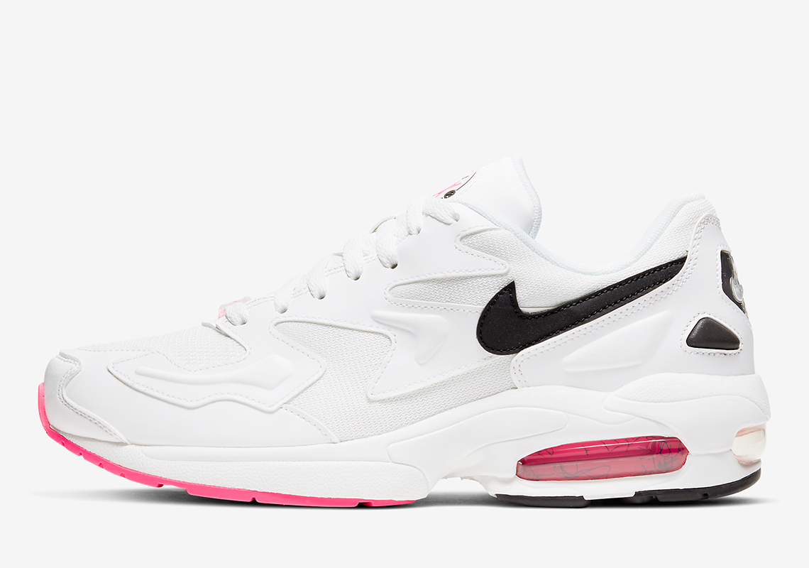 white and hot pink nike air max