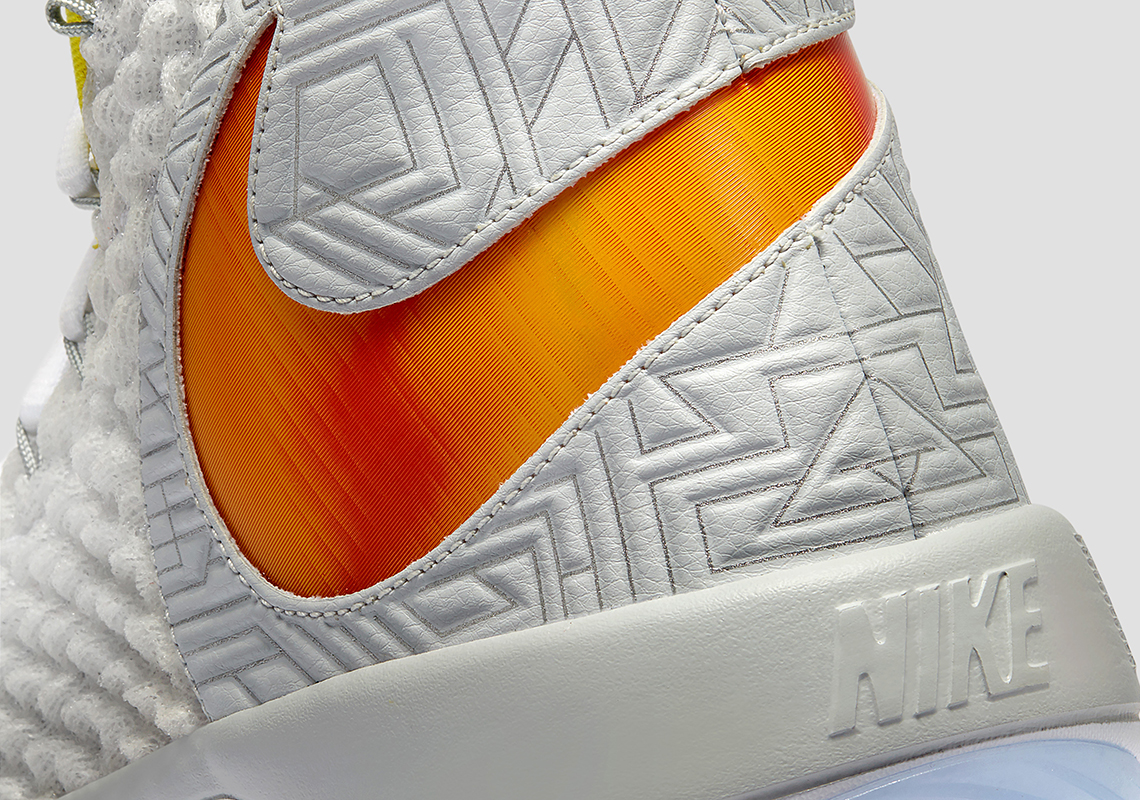 Nike Alphadunk Detail Shot 4