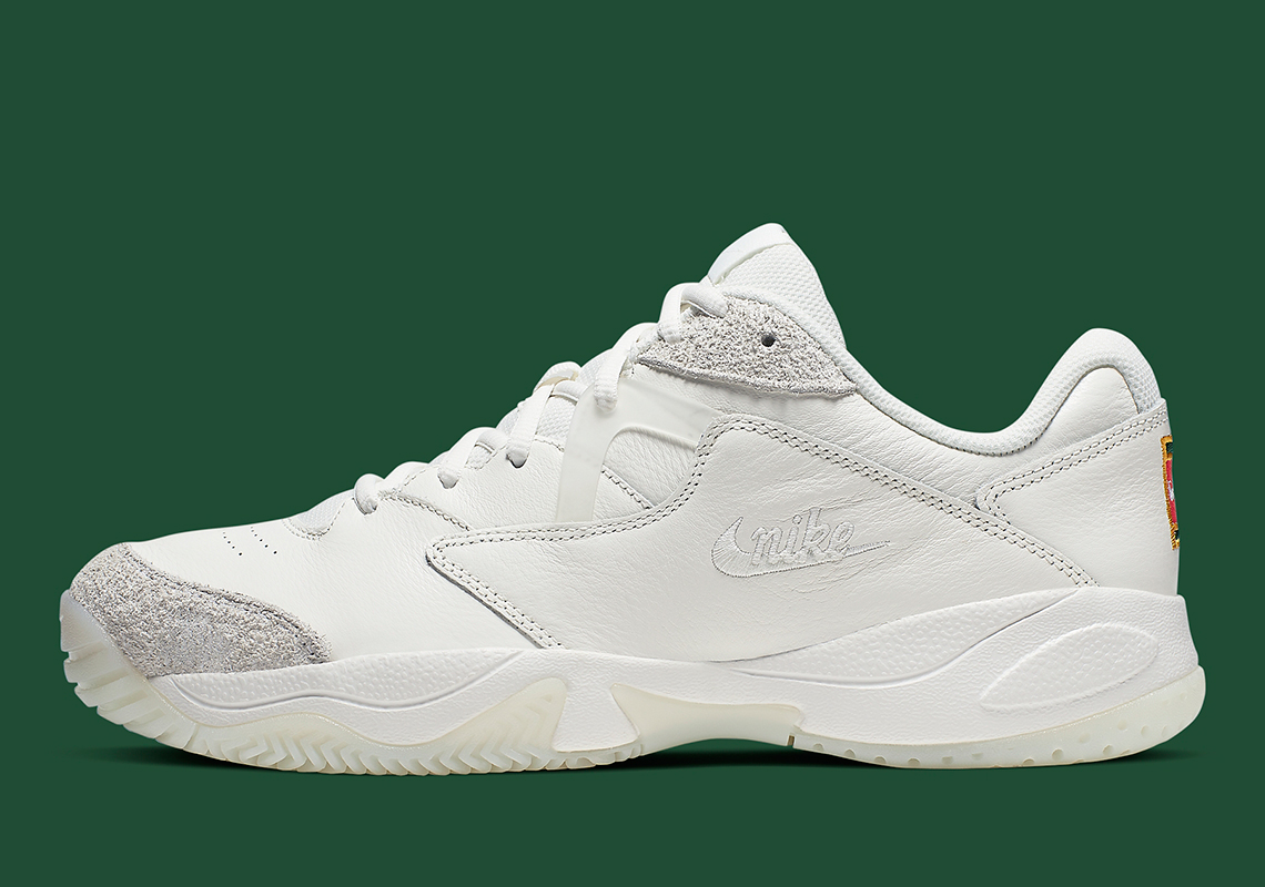 nike performance court lite 2