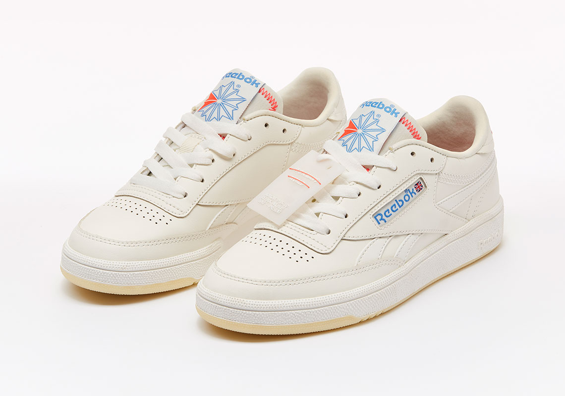 Женские кроссовки reebok classic nylon cn6687