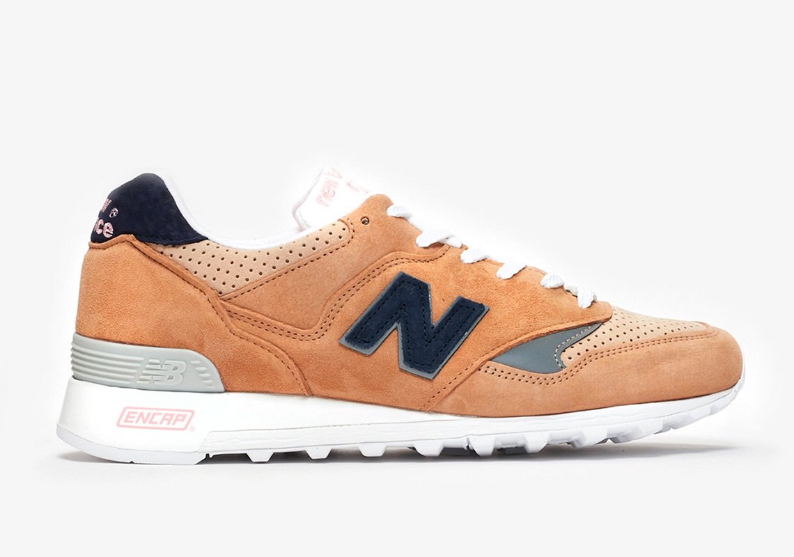 Sneakersnstuff new balance m992af made in the usa Release Date 14