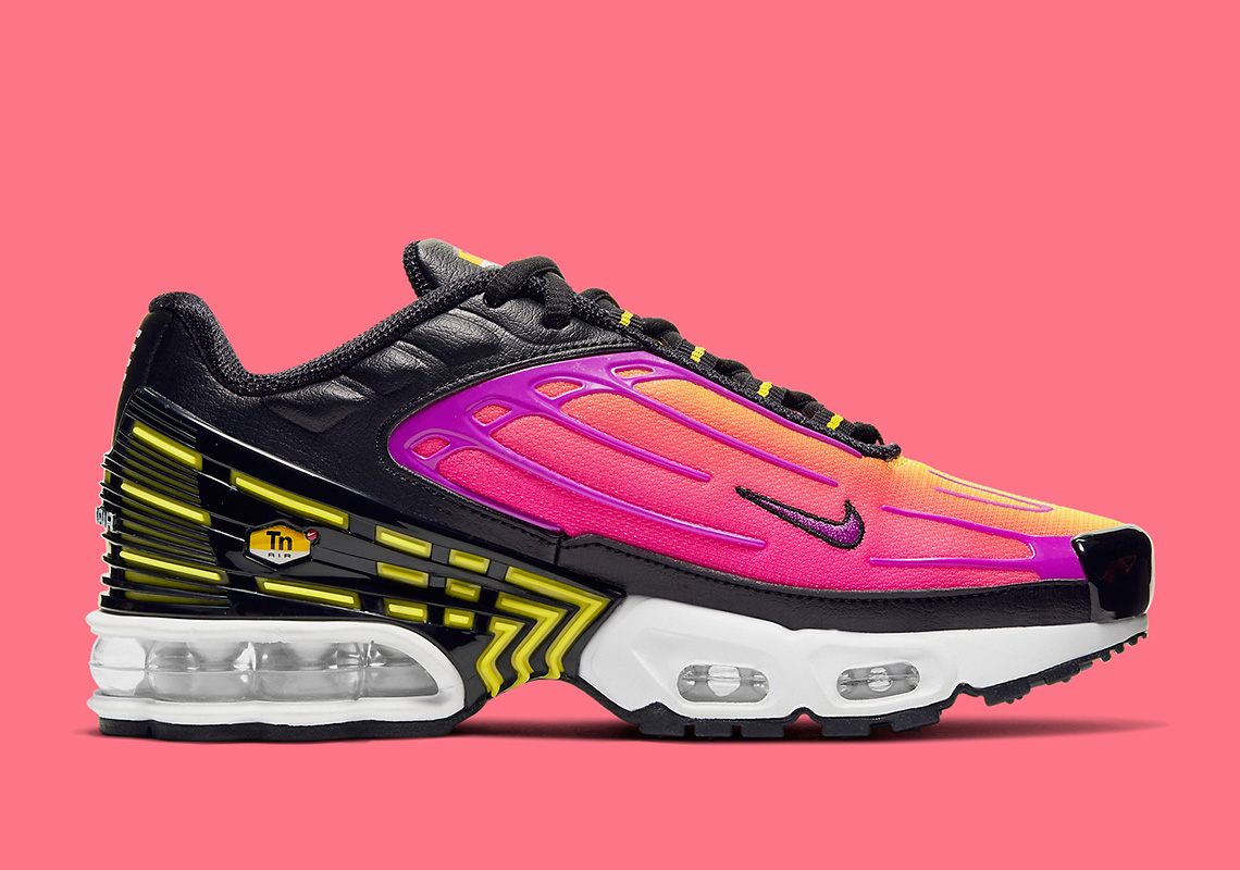 nike air max plus purple and pink